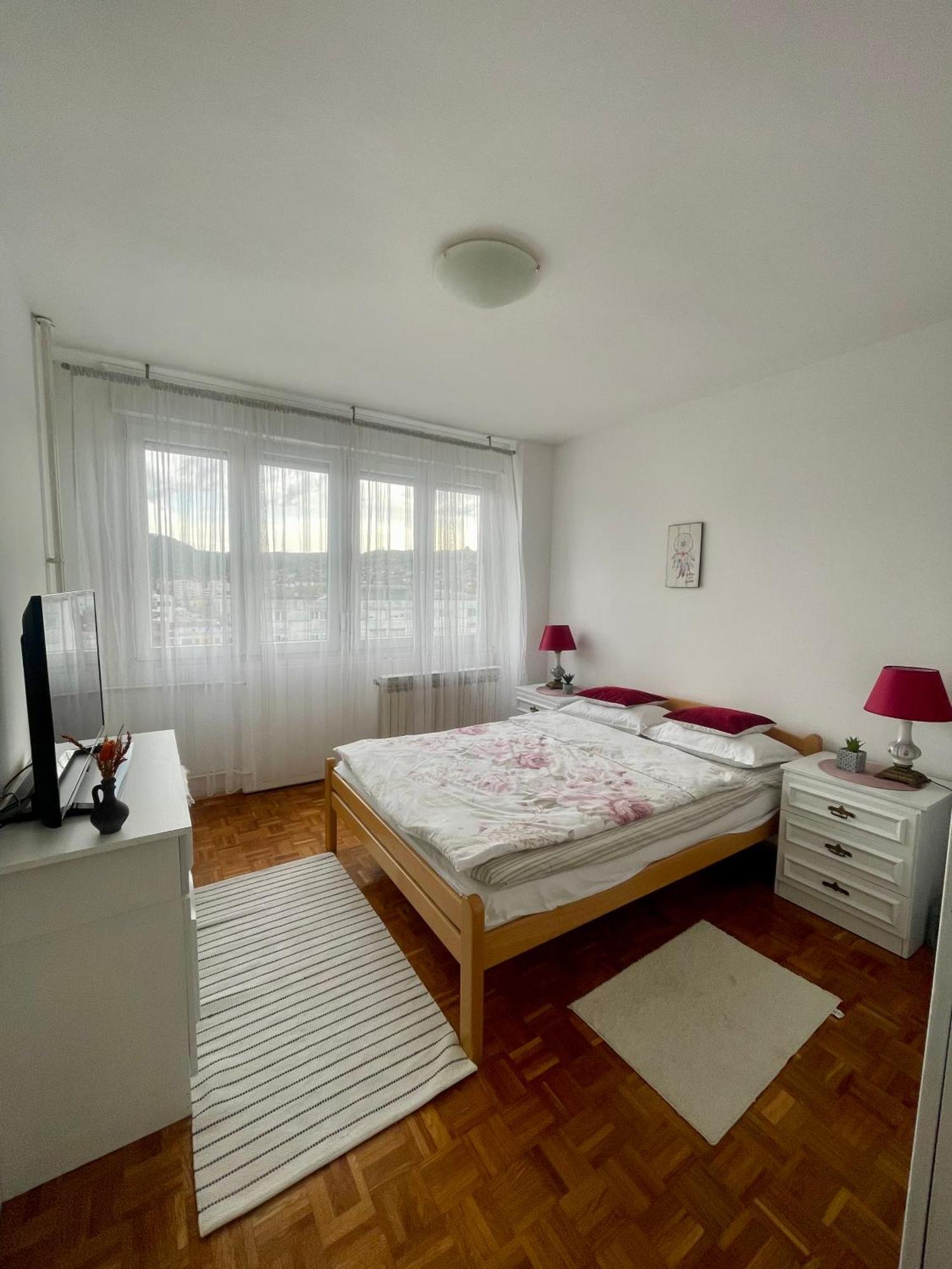 Apartman Maja Banja Luka Exteriör bild