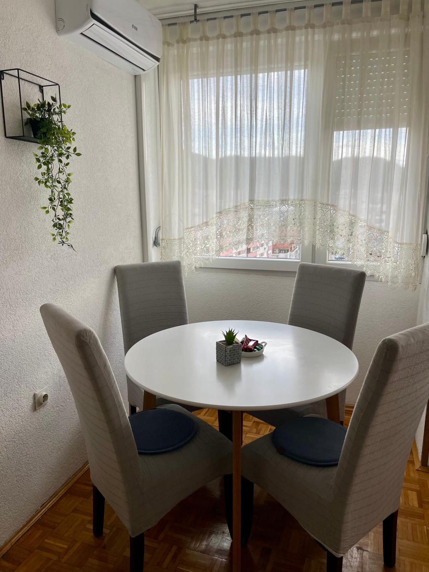 Apartman Maja Banja Luka Exteriör bild