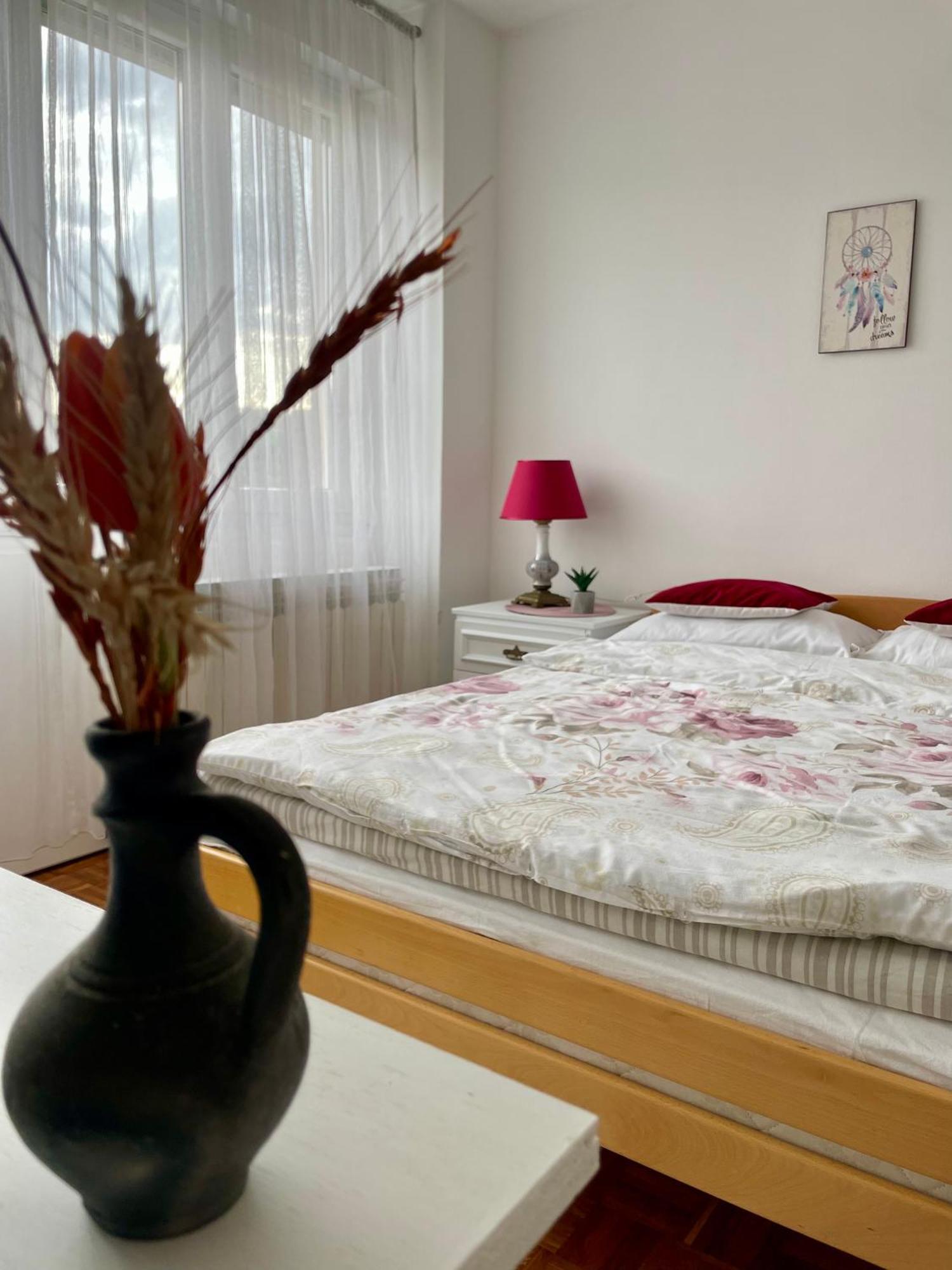 Apartman Maja Banja Luka Exteriör bild